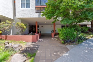 288 Whitmore St Unit 215, Oakland, CA 94611