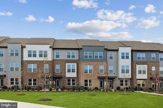 1171 Herndon Pkwy, Herndon, VA 20170