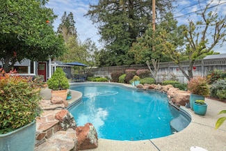 1177 Oxford Way, Stockton, CA 95204