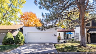 7466 W Cedar Cir, Lakewood, CO 80226