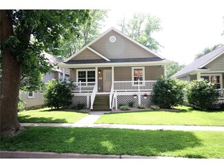 917 10th St SE, Cedar Rapids, IA 52401