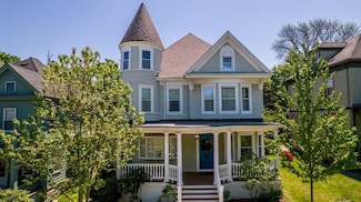 42 Pearl St, New Bedford, MA 02740