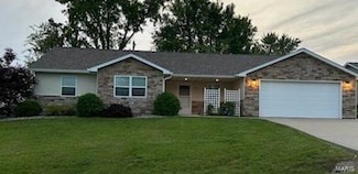 113 Stone Ridge Dr, Hannibal, MO 63401