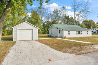 288 E Jackson St, Wheatfield, IN 46392