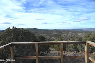 01 Edge Ridge Rd, Seligman, AZ 86337