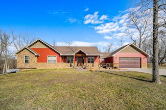 1383 E 525th Rd, Brighton, MO 65617