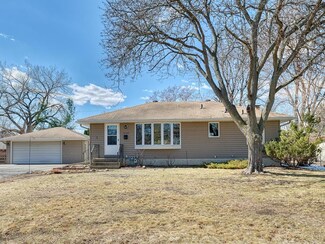 7209 Florida Ave N, Brooklyn Park, MN 55428