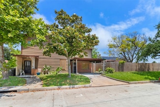 2616 45th St, Galveston, TX 77550