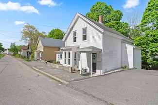 10 Jackson St, Ayer, MA 01432