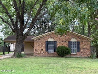 6326 Tulane Rd, Horn Lake, MS 38637