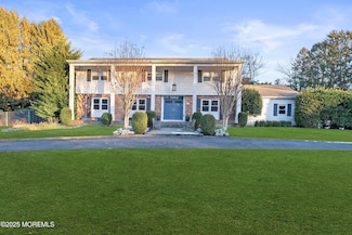 25 Surrey Ln, Ocean, NJ 07712