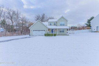 2184 River Rd, Schenectady, NY 12309
