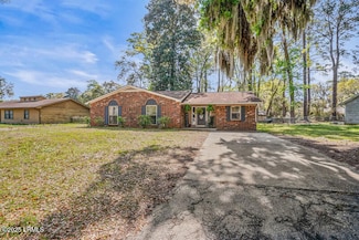 3012 Magnolia St, Beaufort, SC 29906