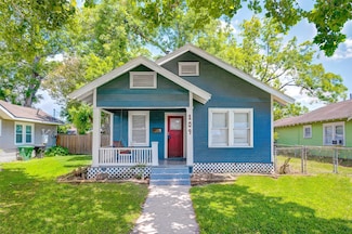 109 E 23rd St, Houston, TX 77008