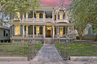 1116 Church St, Galveston, TX 77550