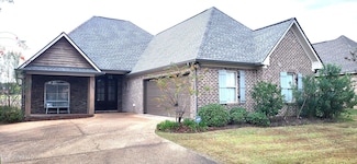 156 Amethyst Dr, Brandon, MS 39047