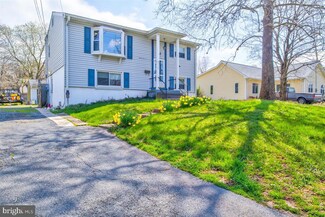9517 Lomond Dr, Manassas, VA 20109