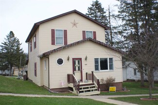 406 Enderby St, Wilton, WI 54670