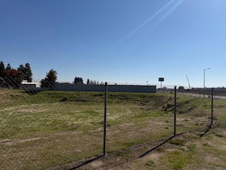 1 Cornelia Ave, Fresno, CA 93722