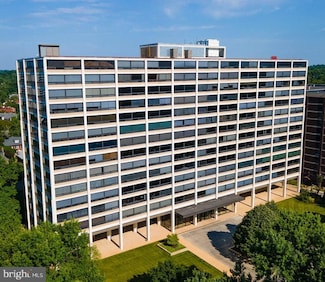 4000 N Charles St Unit 1010, Baltimore, MD 21218