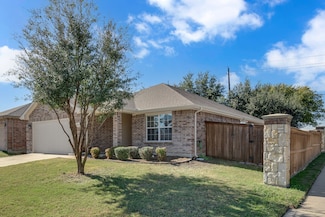10557 Rising Knoll Ln, Fort Worth, TX 76131