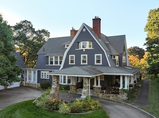 51 Abbott Rd, Wellesley Hills, MA 02481