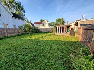94 Lake St, Nashua, NH 03060