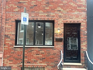 2239 S Colorado St, Philadelphia, PA 19145