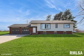 3827 Highway 136, Bryant, IA 52727
