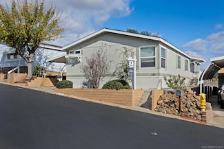 525 W El Norte Pkwy Unit SPC 340, Escondido, CA 92026