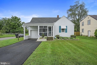 728 White Oak Rd, Dover, DE 19901