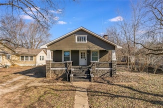 407 E Mason St, Odessa, MO 64076