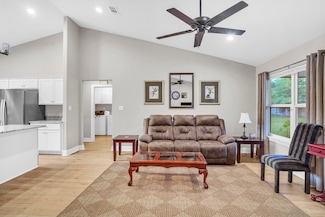 4439 Conifers St, Milton, FL 32583