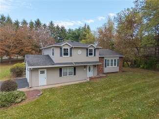 802 Klem Rd, Webster, NY 14580