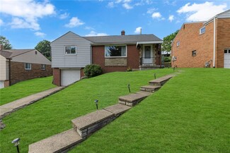 1520 Worcester Dr, Pittsburgh, PA 15243