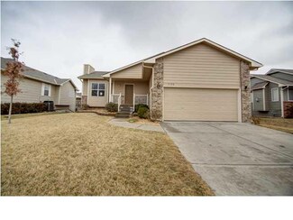 5102 N Osprey Cir, Wichita, KS 67219