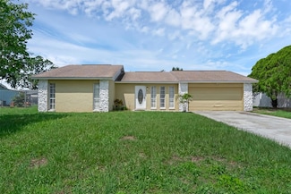 300 Florida Pkwy Unit 2, Kissimmee, FL 34743