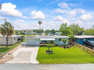13316 Carol Dr, Hudson, FL 34667