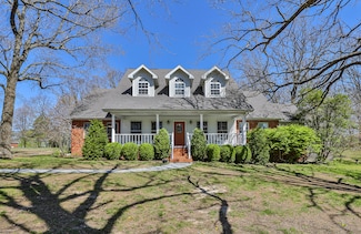 211 Hill Haven Rd, Marshfield, MO 65706