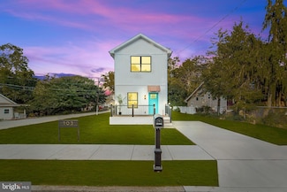 103 New Jersey Ave, National Park, NJ 08063