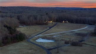 377 Woodville Rd, Hopkinton, RI 02833