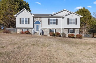 230 Taylor Cir, Granite Falls, NC 28630