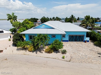 2743 Janet St, Matlacha, FL 33993