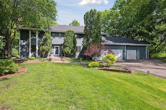 4735 Spring Creek Dr, Excelsior, MN 55331