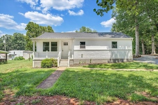311 Ridgedale Dr, Martinsville, VA 24112