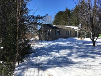 37 Richard St, Greene, ME 04236