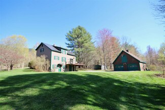 688 Coaching Ln, Brownsville, VT 05037