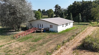 36385 County Road 99, Warsaw, OH 43844