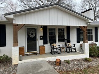 3435 Royalton St, Winston Salem, NC 27104