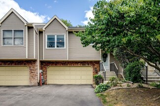 7245 Bren Ln, Eden Prairie, MN 55346